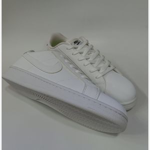 مشخصات کتونی ونس مردانه تمام سفید نایک کیفیت بالا(زیره لاستیک)