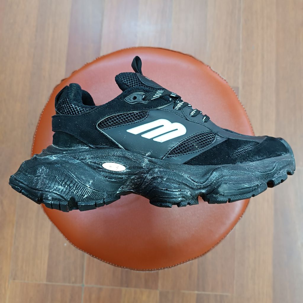 خرید آنلاین کتونی مردانه بالنسیاگا کارگو کیفیت بالا مشکی زیره کثیف طرح اصلی