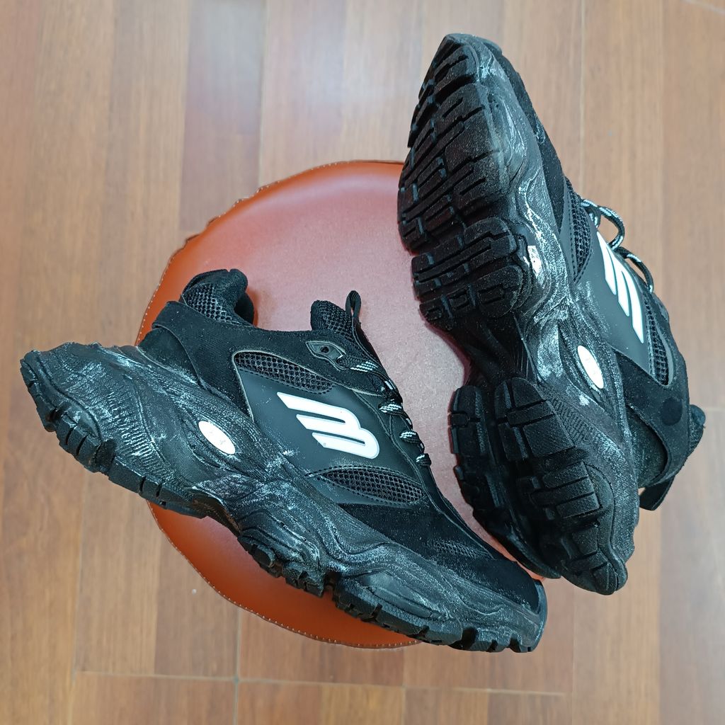 خرید آنلاین کتونی مردانه بالنسیاگا کارگو کیفیت بالا مشکی زیره کثیف طرح اصلی