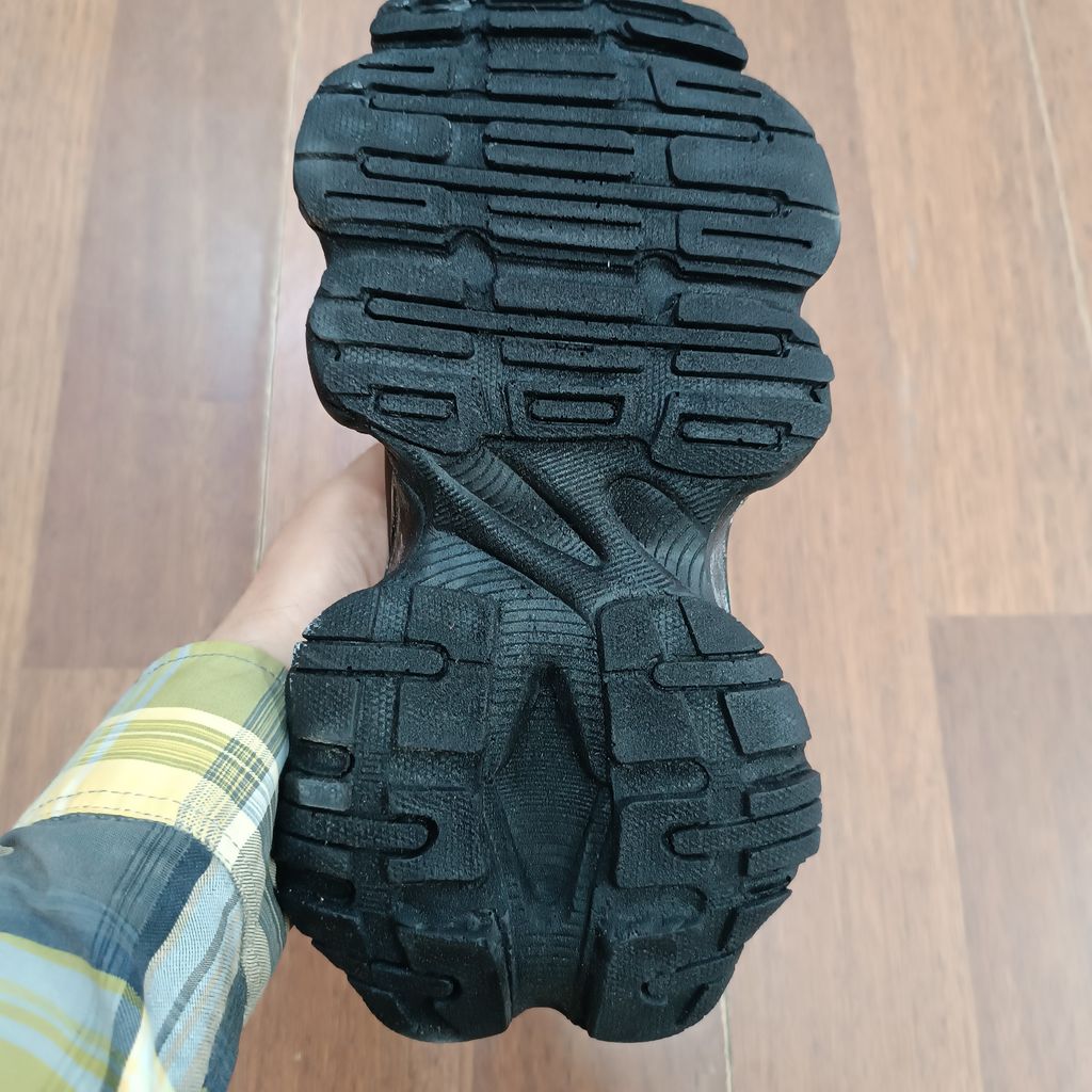 خرید اینترنتی کتونی مردانه بالنسیاگا کارگو کیفیت بالا مشکی زیره کثیف طرح اصلی