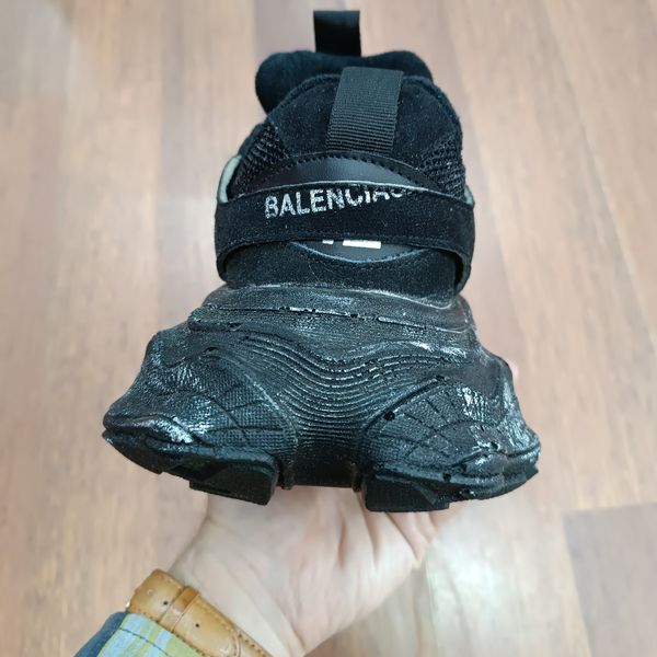 کتونی مردانه بالنسیاگا کارگو کیفیت بالا مشکی زیره کثیف طرح اصلی