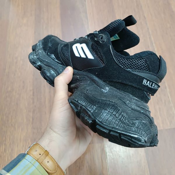 کتونی مردانه بالنسیاگا کارگو کیفیت بالا مشکی زیره کثیف طرح اصلی