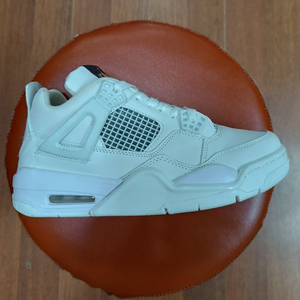 کتونی مردانه جردن چهار 4 سفید کیفیت بالا