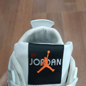 خرید اینترنتی قیمت کتونی مردانه جردن چهار 4 سفید کیفیت بالا