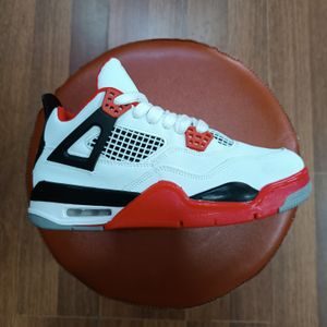 خرید اینترنتی قیمت کتونی جردن 4 چهار سفید قرمز