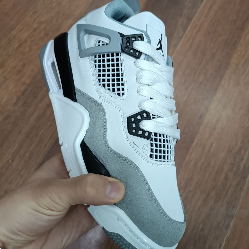 خرید اینترنتی کتونی مردانه جردن 4 چهار سفید طوسی