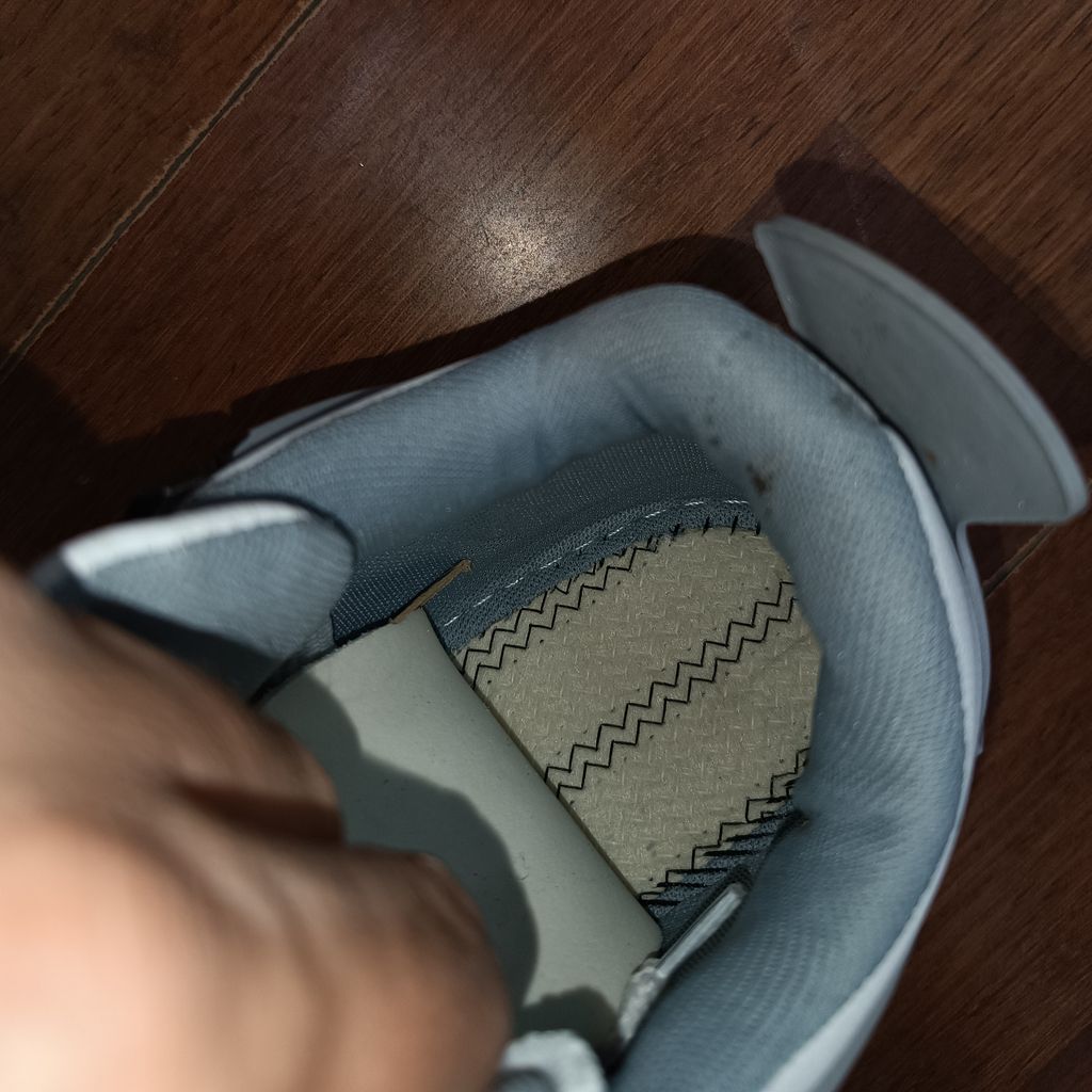 قیمت ارزان کتونی مردانه جردن 4 چهار سفید طوسی