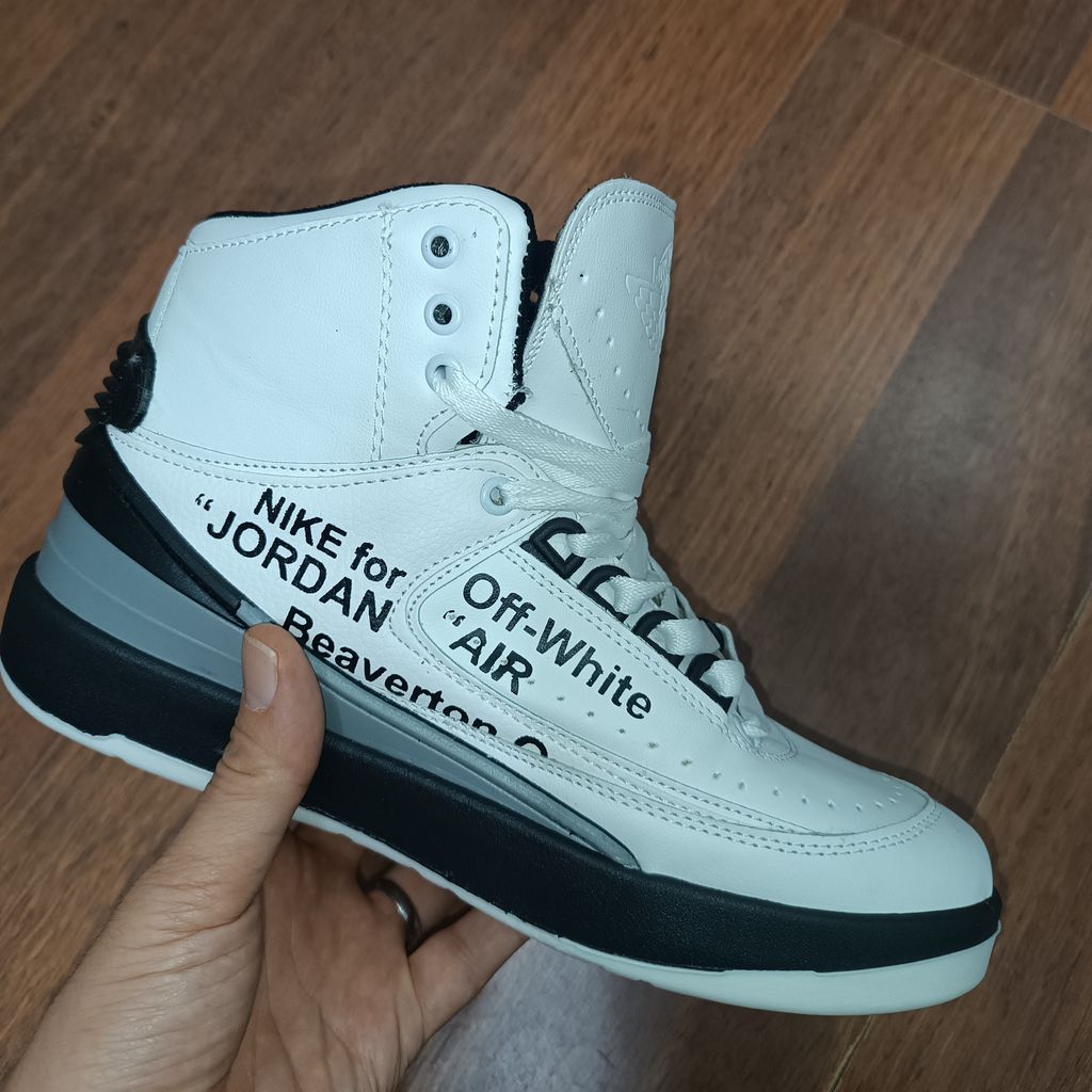 خرید اینترنتی قیمت کتونی مردانه نایک جردن2 سفید کیفیت بالا