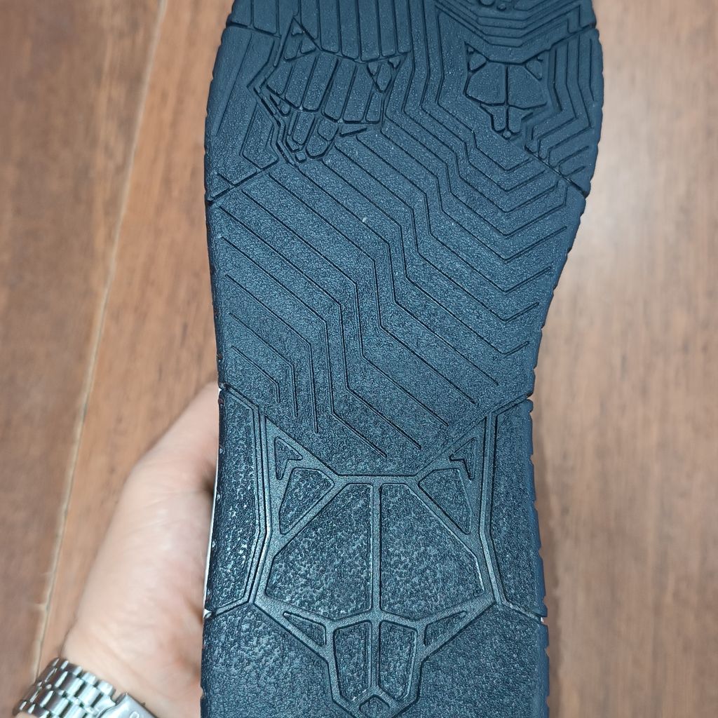 قیمت ارزان کتونی مردانه تخفیفی نیکدولف کیفیت بالا مشکی  Wolf