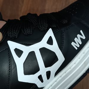 خرید آنلاین کتونی مردانه تخفیفی نیکدولف کیفیت بالا مشکی  Wolf