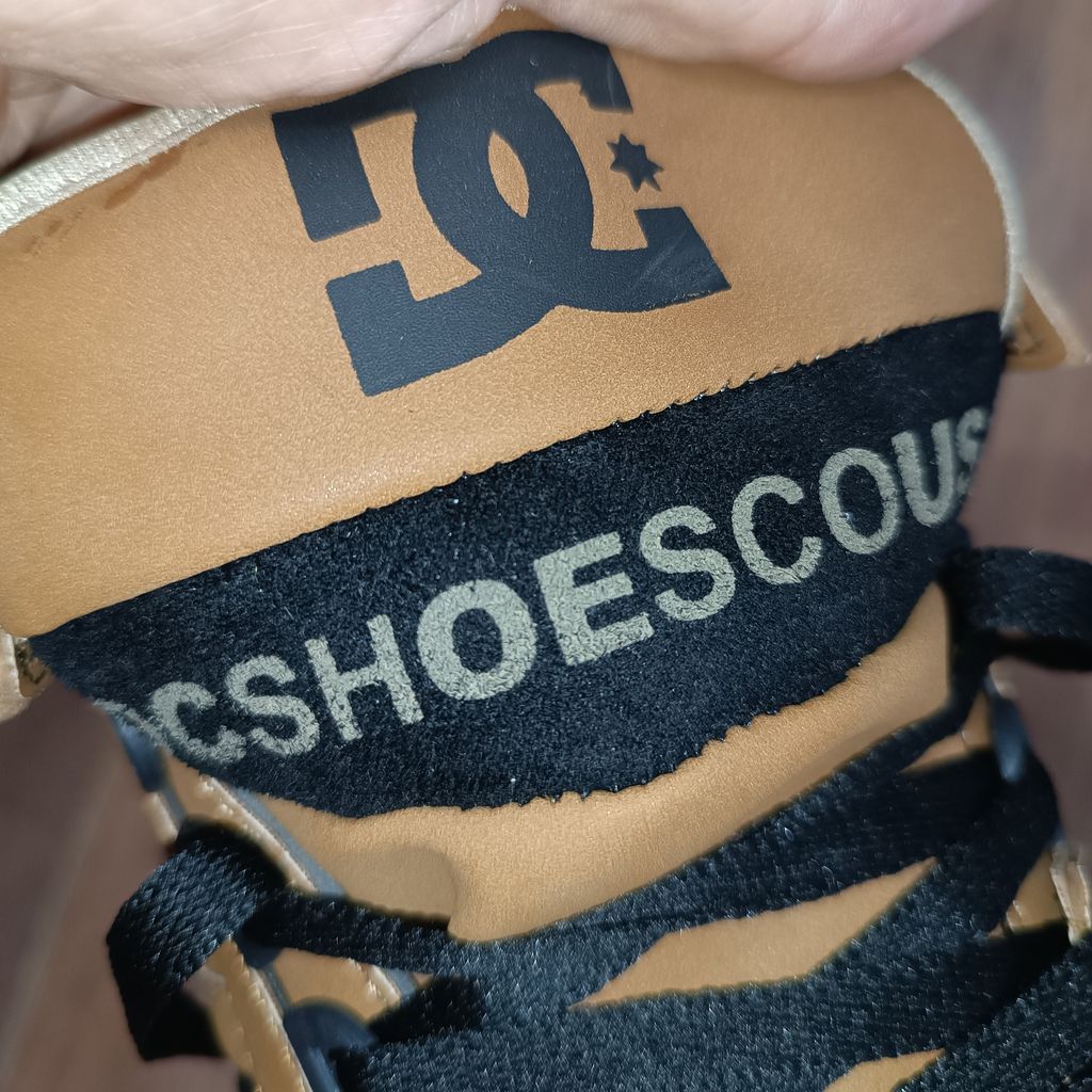 خرید اینترنتی قیمت کتونی مردانه تخفیفی کیفیت بالا دی سی