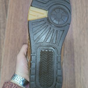 خرید اینترنتی قیمت کتونی مردانه تخفیفی کیفیت بالا دی سی