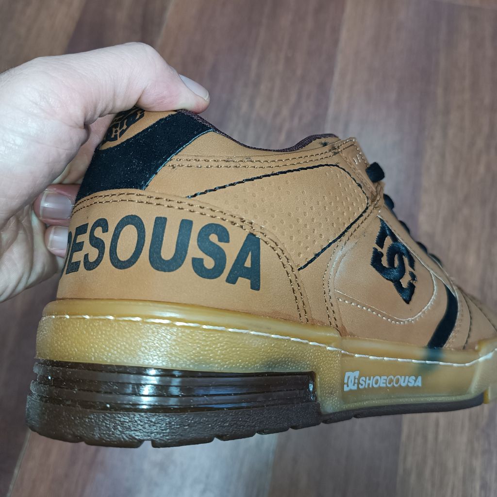 خرید اینترنتی قیمت کتونی مردانه تخفیفی کیفیت بالا دی سی