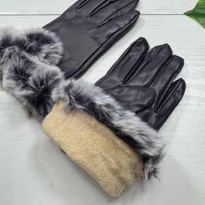 خرید آنلاین دستکش چرم زنانه