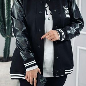 مانتو آستین چرم بیسبالی