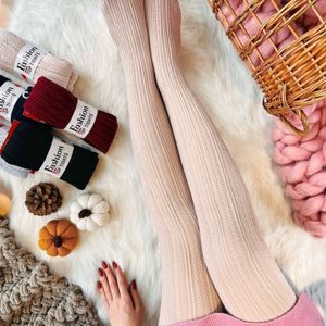 قیمت ارزان جوراب شلواری بافت