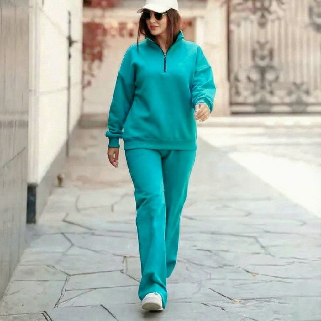 خرید آنلاین ست سوییشرت نیم زیپ و شلوار اسپرت