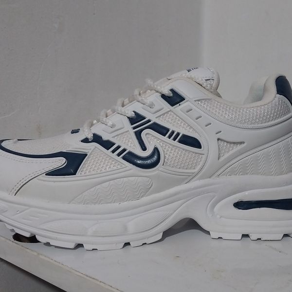 کفش زنانه نیوبالانس