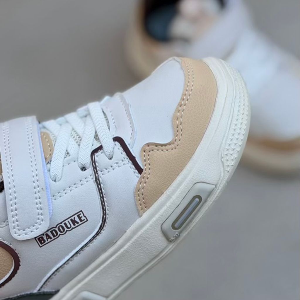 خرید اینترنتی قیمت کتونی بچگانه طرح بادوک از Kids کد 4100202