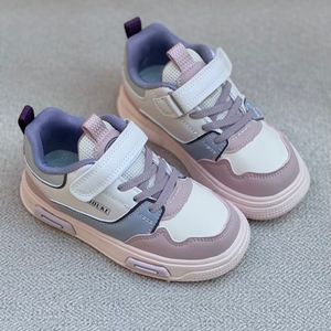 خرید اینترنتی قیمت کتونی بچگانه طرح بادوک از Kids کد 4100202