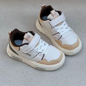 خرید اینترنتی قیمت کتونی بچگانه طرح بادوک از Kids کد 4100202