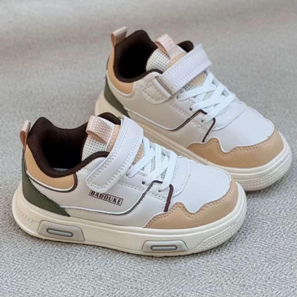 خرید اینترنتی قیمت کتونی بچگانه طرح بادوک از Kids کد 4100202