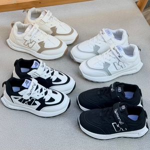 کتونی بچگانه طرح نیوبالانس 520 از K-Z کد 4100101