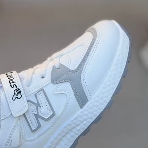 خرید اینترنتی قیمت کتونی بچگانه طرح نیوبالانس 520 از K-Z کد 4100101