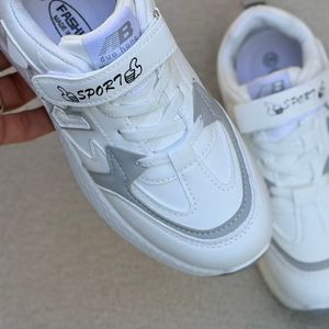 خرید اینترنتی قیمت کتونی بچگانه طرح نیوبالانس 520 از K-Z کد 4100101