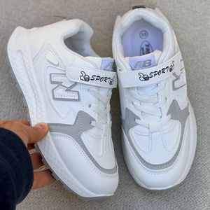 خرید اینترنتی قیمت کتونی بچگانه طرح نیوبالانس 520 از K-Z کد 4100101