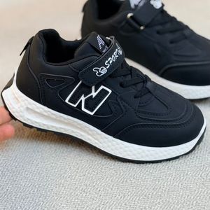 خرید اینترنتی قیمت کتونی بچگانه طرح نیوبالانس 520 از K-Z کد 4100101