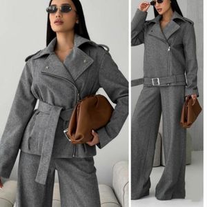 ست بایکر و شلوار فوتر