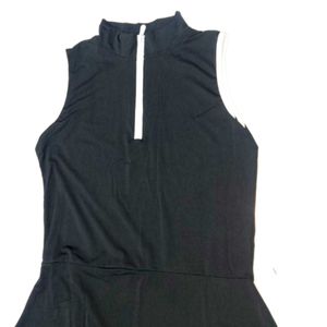 فروش اینترنتی ست ورزشی تنیسی زنانه پیراهن و شلوارک