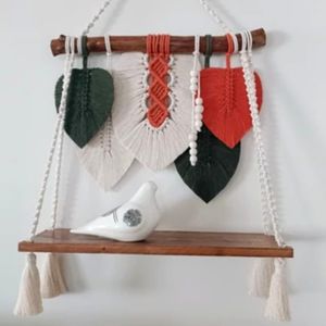 دیوارکوب شلف چوبی مکرومه بافی مدل پروانه