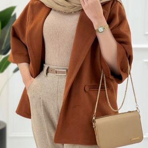 مشخصات کت ماهرخ پارسی