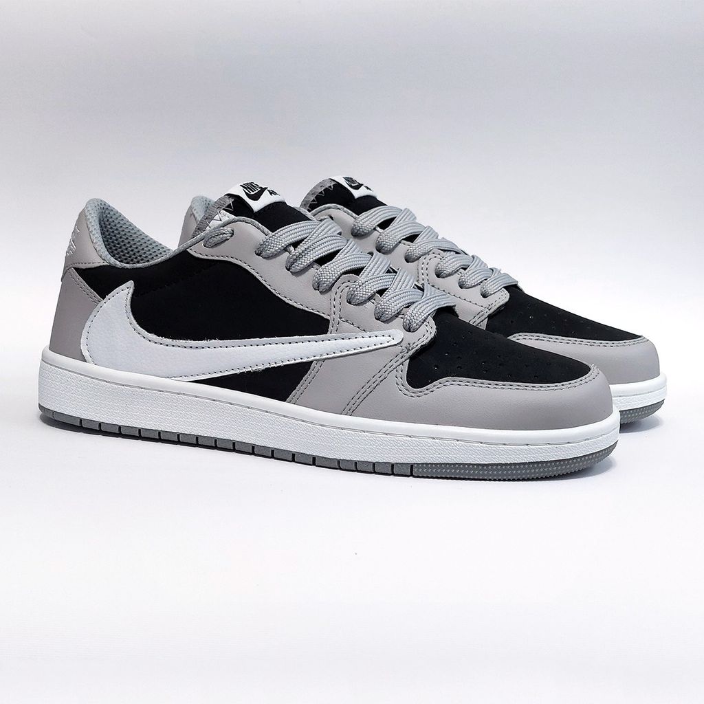 قیمت کتانی ترند نایک ترویس اسکات Nike Travis Scott