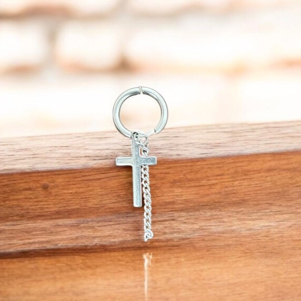 خرید اینترنتی پیرسینگ مردانه حلقه ای آویزی زنجیر و صلیب کد 3334010
