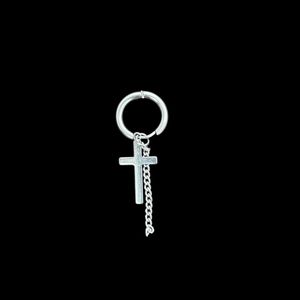 خرید انلاین پیرسینگ مردانه حلقه ای آویزی زنجیر و صلیب کد 3334010