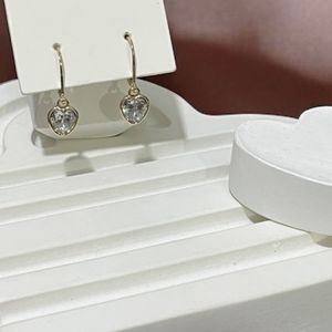 پیرسینگ زنانه گوشواره ای طرح قلب نگینی کد 3334016