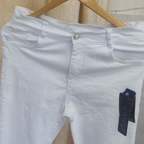 شلوار لی جذب سفید