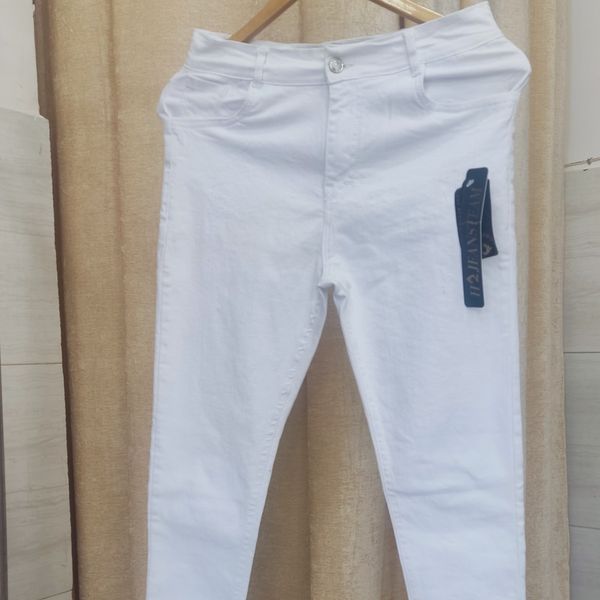 شلوار لی جذب سفید