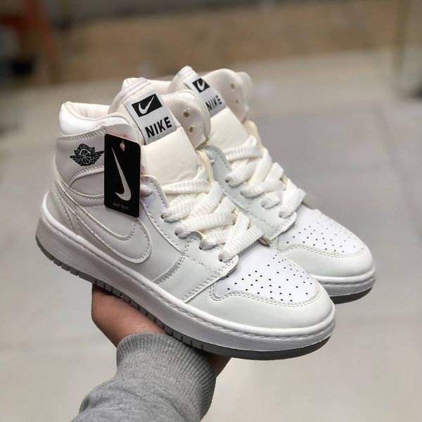 کفش نایک جردن ساقدار زنانه رنگ سفید