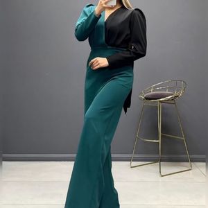 خرید انلاین اورال مجلسی پوشیده زنانه سرهمی کرپ مازراتی دو رنگ