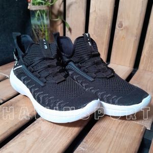 قیمت کتانی مردانه بافت Y3