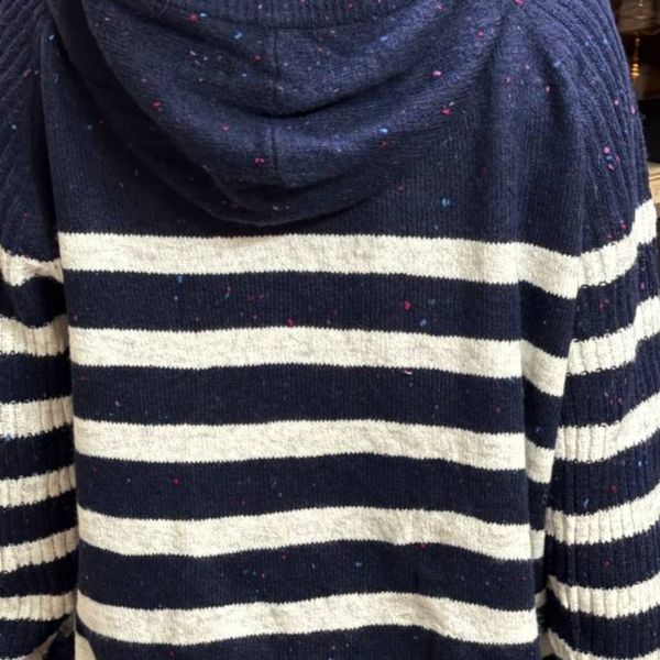 بافت زنانه کلاه دار