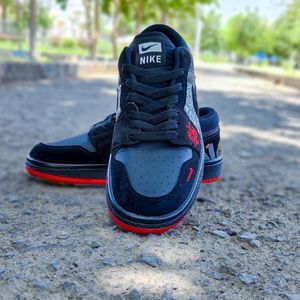 فروش اینترنتی کتانی مردانه نایک جردن ترویس