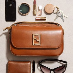 خرید اینترنتی کیف دستی فندی