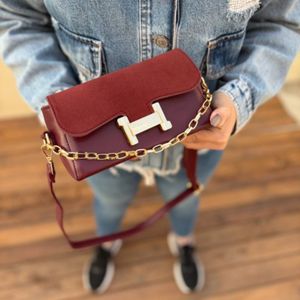 خرید انلاین کیف اسپرت زنانه و دخترانه مدل شرلوت پروانه