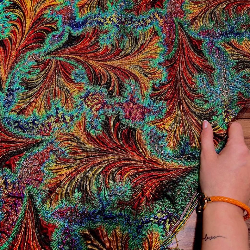 خرید انلاین ژاکارد پر طاووس