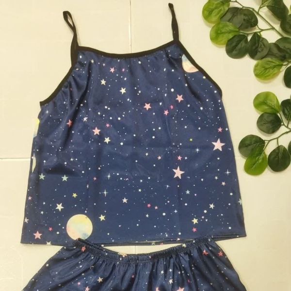 تاپ و شورتک ساتن